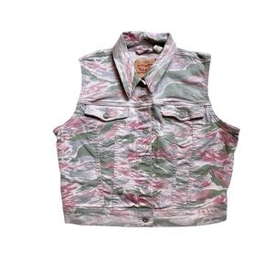 Levi's pink Camouflage denim sleeveless Vest
